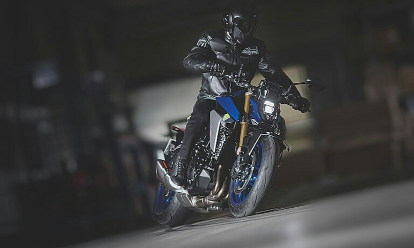 Suzuki GSX-S1000 in der Kurve