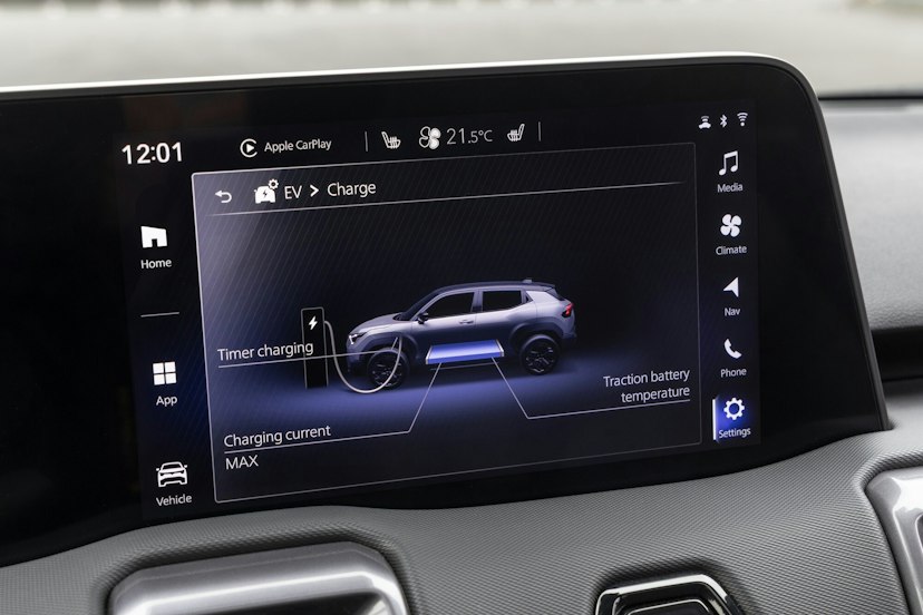 New e Vitara Display