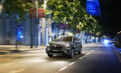 S-CROSS