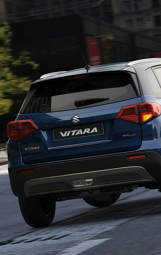 Blauer Suzuki, Vitara von Hinten