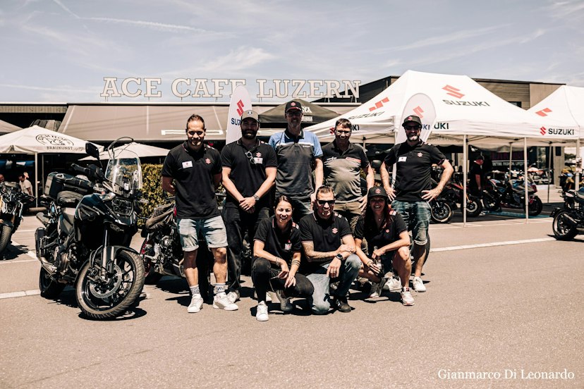 SUZUKI MEET Ace Cafe