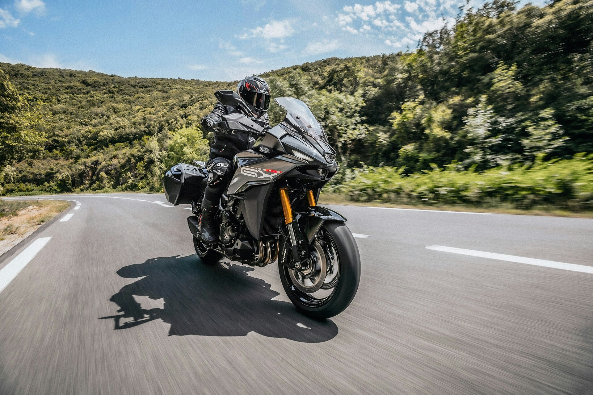 GSX-S1000GX
