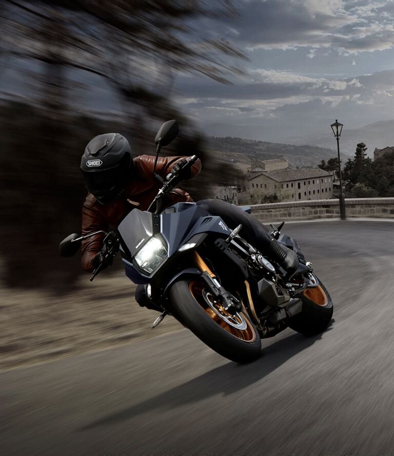 Suzuki Katana auf der Strasse