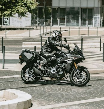 GSX-S1000GX